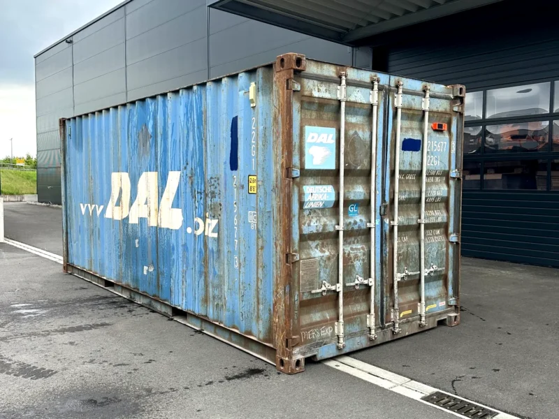 Gebrauchter 20 Fuß Seecontainer Blau DBVU-215677-3